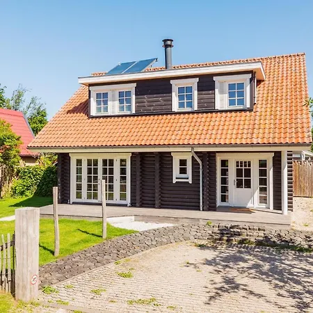 De Pierewaaier Villa *