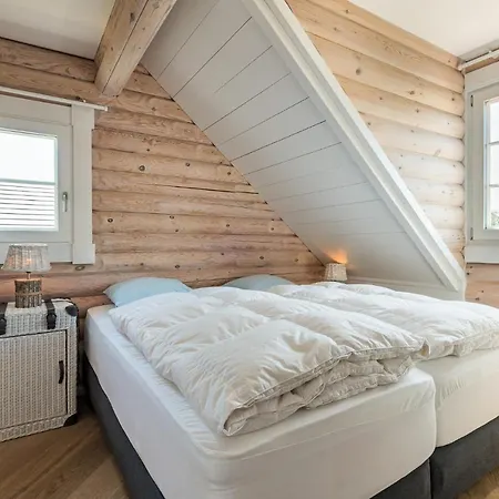 De Pierewaaier Villa *